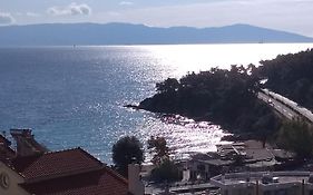 Iris Deluxe Suites 2