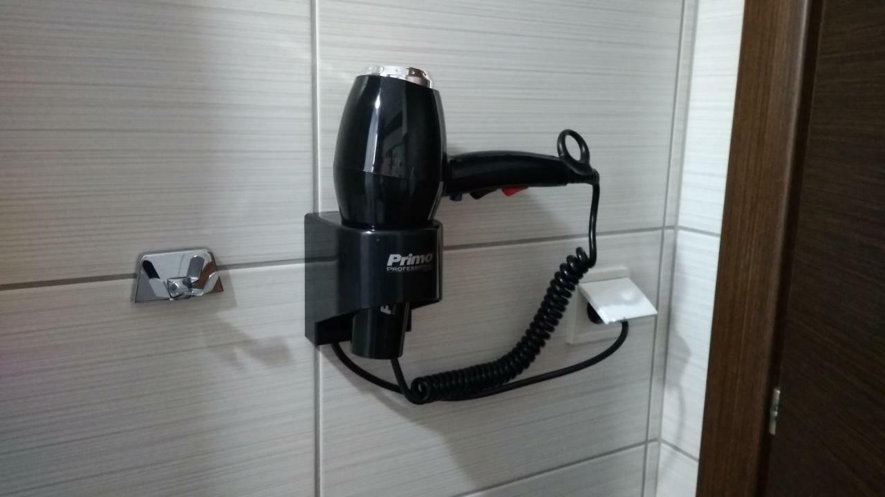 Iris Deluxe Suites 2 Кавала Екстериор снимка